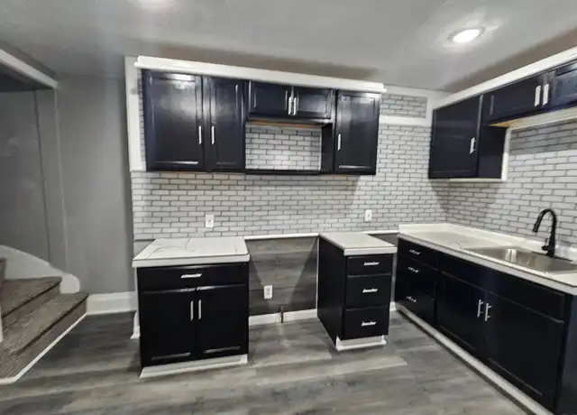 Property at 435 E Carson St, Pittsburgh, PA, 15203, 2 beds, 1 bath, [object Object]