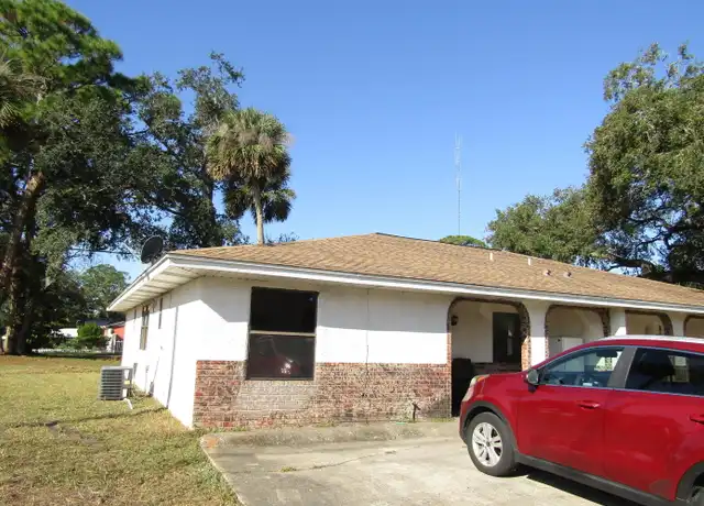 Property at 2110 S Deleon Ave, Titusville, FL, 32780, 3 beds, 2 baths, [object Object]
