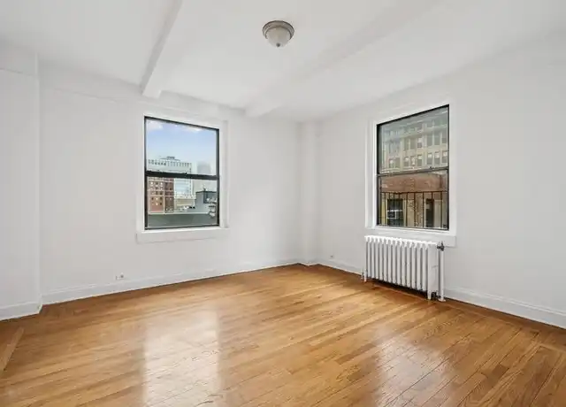 Property at 440 W 34th St Unit 2-H, New York, NY, 10001, 1 bed, 1 bath, [object Object]