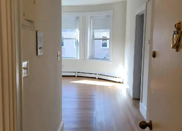 Property at 17 Fairbanks St Unit 33, Brookline, MA, 02446, 1 bed, 1 bath, [object Object]