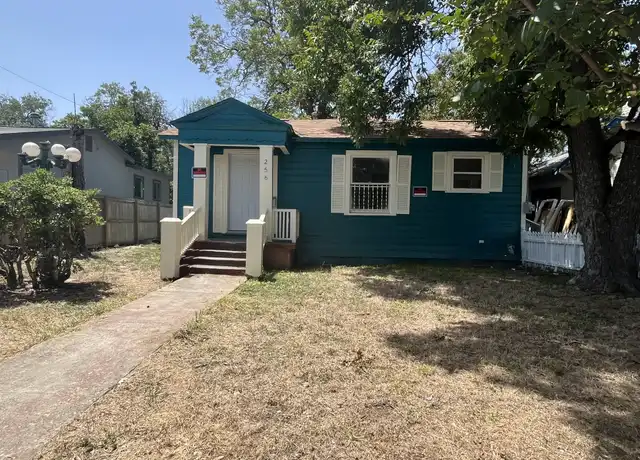 Property at 256 Oriental Ave, San Antonio, TX, 78204, 5 beds, 2 baths, [object Object]