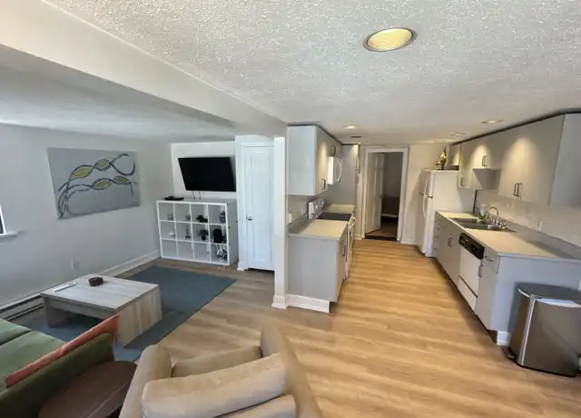Property at 3 Pearl St Unit F, Groton, CT, 06340, 1 bed, 1 bath, [object Object]