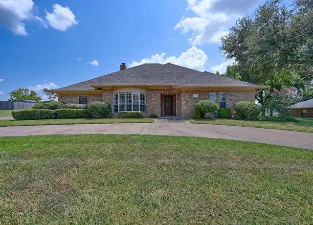 Property at 128 Douglas Dr, Bellville, TX, 77418, 3 beds, 2.5 baths, [object Object]