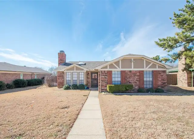 Property at 2611 Brandywyne Dr, Carrollton, TX, 75007, 3 beds, 2 baths, [object Object]