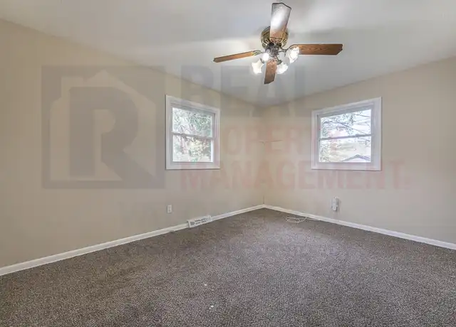 Property at 1522 E 172nd St, Cleveland, OH, 44110, 3 beds, 1 bath, [object Object]