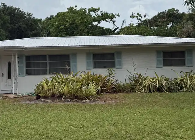 Property at 1184 Milano Dr, Naples, FL, 34103, 3 beds, 2 baths, [object Object]