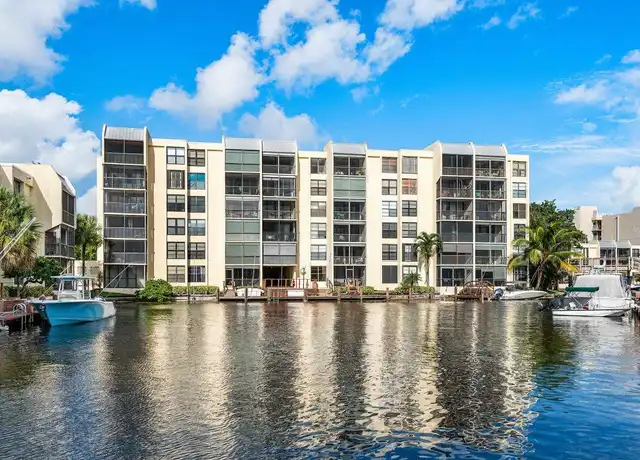 Property at 9 Royal Palm Way #106, Boca Raton, FL, 33432, 2 beds, 2 baths, [object Object]