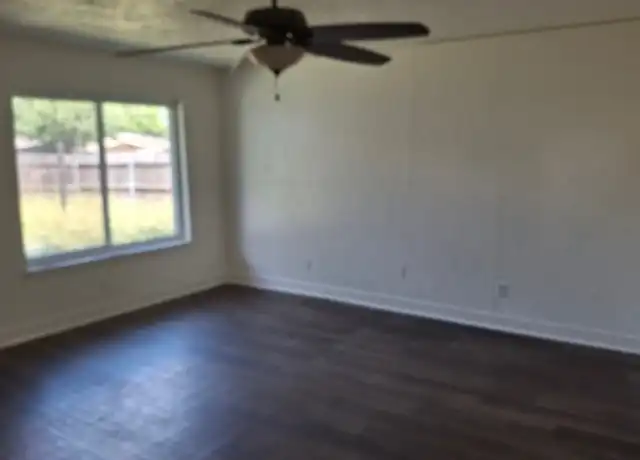 Property at 1405 La Fonda Cir, Seagoville, TX, 75159, 3 beds, 1.5 baths, [object Object]