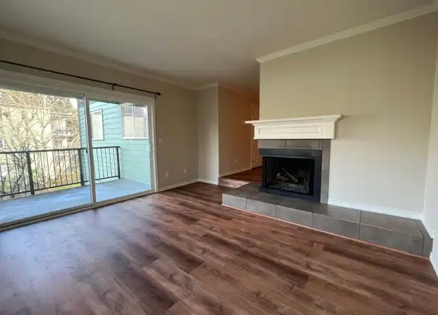 Property at 13011 E Gibson Rd Unit P328, Everett, WA, 98204, 2 beds, 1 bath, [object Object]