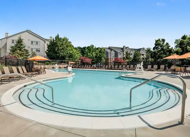 Property at Woodbridge Station - 1400 Eisenhower Cir, Woodbridge, VA, 22191, 2 beds, 1 bath, [object Object]