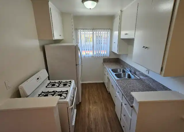 Property at 3945 Stevely Ave Unit 20, Los Angeles, CA, 90008, 1 bed, 1 bath, [object Object]
