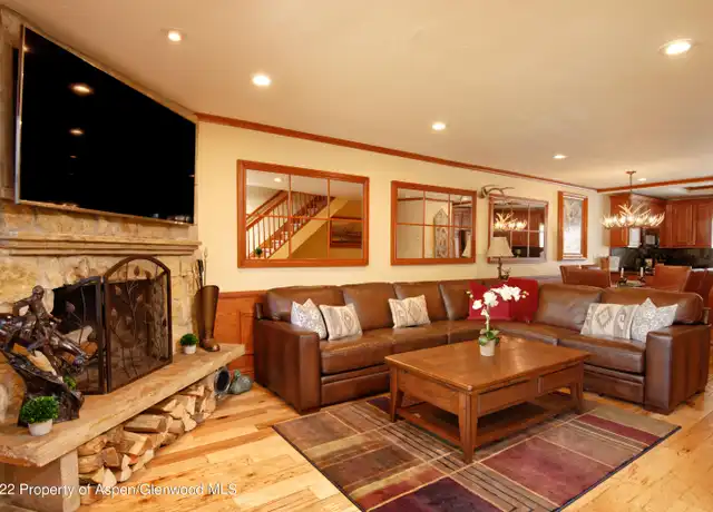 Property at 711 S Galena St #19, Aspen, CO, 81611, 4 beds, 4.5 baths, [object Object]