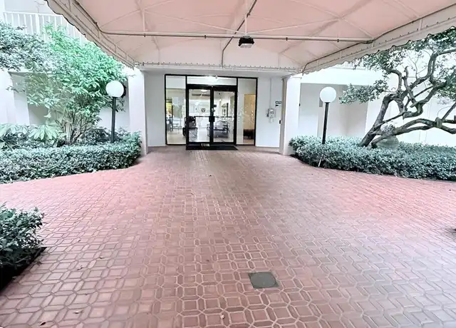 Property at 3980 Oaks Clubhouse Dr #302, Pompano Beach, FL, 33069, 3 beds, 2 baths, [object Object]