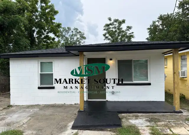 Property at 1009 Hearn St, Savannah, GA, 31415, 2 beds, 1 bath, [object Object]