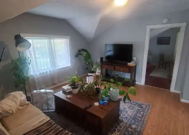 Property at 2532 N Dousman St, Milwaukee, WI, 53212, 1 bed, 1 bath, [object Object]