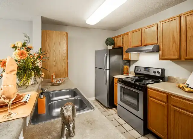 Property at MAA Murfreesboro - 150 W Thompson Ln, Murfreesboro, TN, 37129, 1-3 bed, 1-2 bath, [object Object]