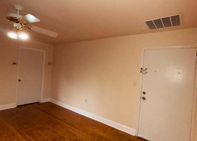 Photo of 47060 Leesburg Pike Unit 201, Sterling, VA 20164