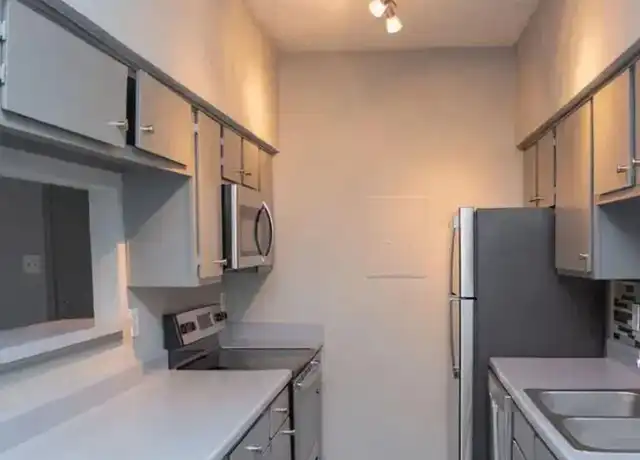 Property at The Griffin Apartments - 7040 John T White Rd, Fort Worth, TX, 76120, 1-2 bed, 1-2 bath, [object Object]
