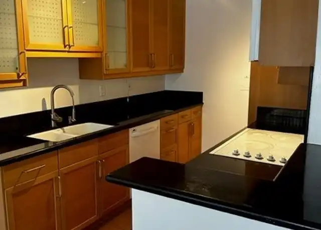 Property at 5328 Newcastle Ave, Encino, CA, 91316, 1 bed, 1 bath, [object Object]