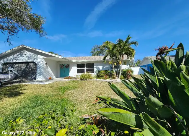 Property at 4427 Saxon Dr, New Smyrna Beach, FL, 32169, 3 beds, 2 baths, [object Object]