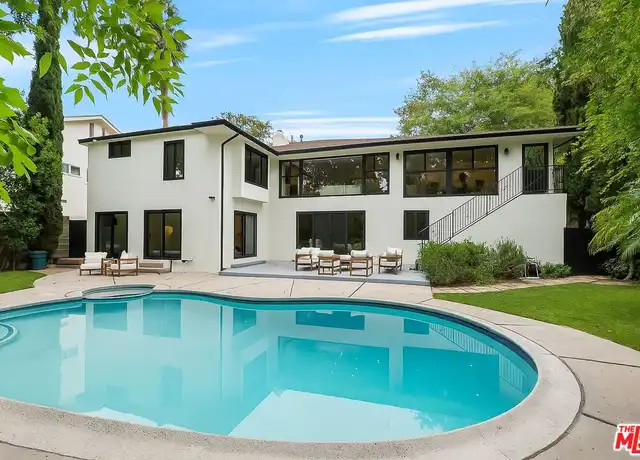 Property at 11346 Thurston Pl, Los Angeles, CA, 90049, 5 beds, 5 baths, [object Object]