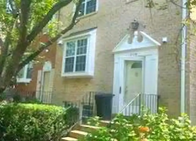 Property at 3116 Valentino Ct, Oakton, VA, 22124, 4 beds, 3.5 baths, [object Object]
