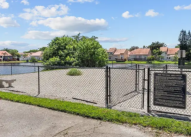 Photo of 3101 Emerald Pointe Dr, Hollywood, FL 33021