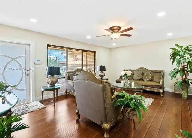 Property at 2251 NW 87th Ave, Pembroke Pines, FL, 33024, 5 beds, 2 baths, [object Object]