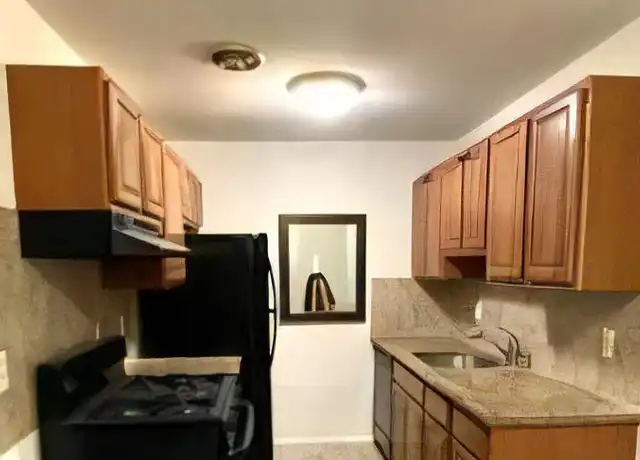 Property at 38261 Fairway Ct Unit 1, Clinton Township, MI, 48038, 2 beds, 1 bath, [object Object]