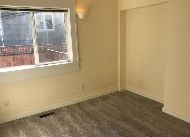 Property at 2141 N 61st St Unit 2-B, Seattle, WA, 98103, 1 bed, 3 baths, [object Object]