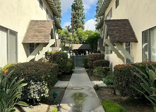 Property at Lone Palm Apartments - 8538 Gallatin Rd, Downey, CA, 90240, 2 beds, 1.5 baths, [object Object]