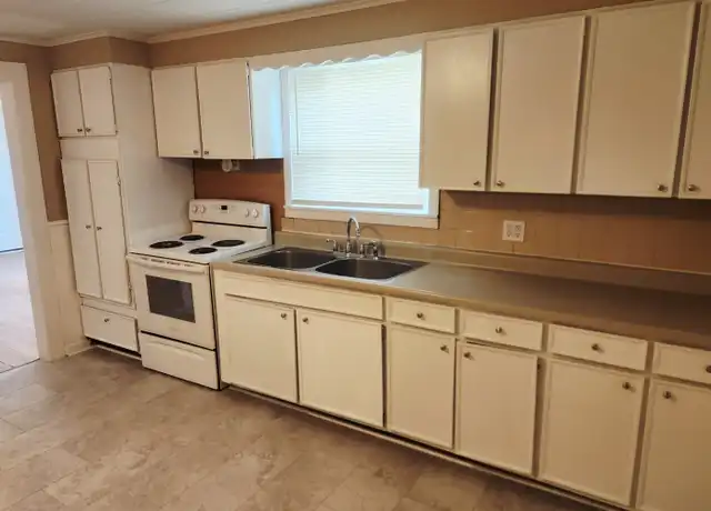 Property at 12 Gorman Ave, Enfield, CT, 06082, 3 beds, 2 baths, [object Object]