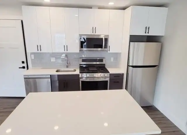 Property at 317 Belgrade Ave, Roslindale, MA, 02131, 2 beds, 2 baths, [object Object]