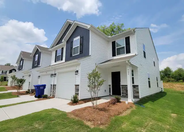 Property at 909 Powder Crk Dr, Reidville, SC, 29375, 3 beds, 2.5 baths, [object Object]