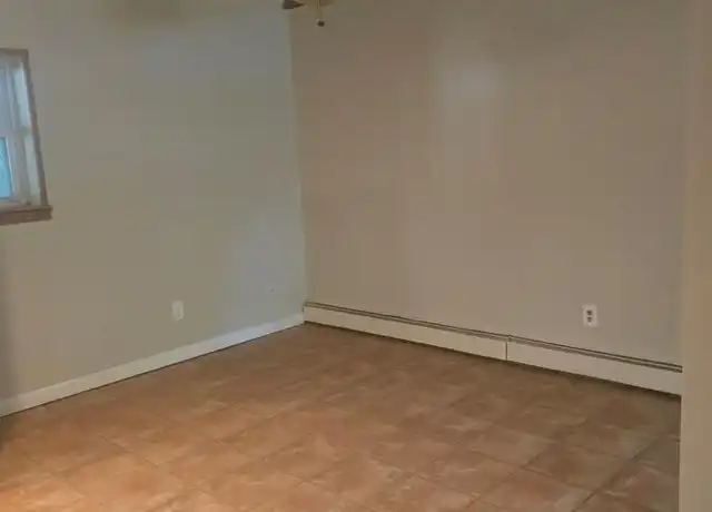 Property at 9 Jamaica Ave, Greenlawn, NY, 11740, 1 bed, 1 bath, [object Object]