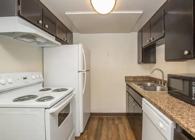 Property at 669 Loughborough Dr Unit 669-01, Merced, CA, 95348, 2 beds, 1 bath, [object Object]