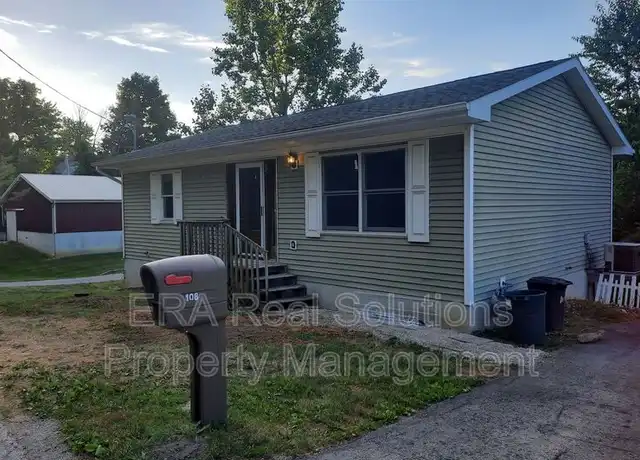 Property at 108 E Lilley Ave, Hillsboro, OH, 45133, 3 beds, 1 bath, [object Object]