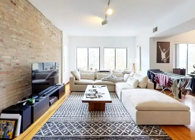 Property at 1409 W Cornelia Ave Unit 1409 3, Chicago, IL, 60657, 1 bed, 1 bath, [object Object]
