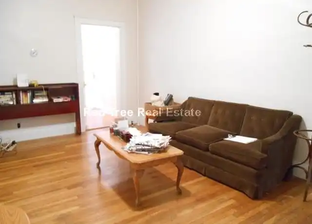 Property at 40 Orchard Rd Unit 2, Brookline, MA, 02445, 5 beds, 2 baths, [object Object]