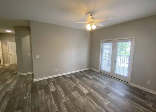 Property at 98 Devonshire Dr Unit 81-203, Scott Depot, WV, 25560, 2 beds, 2 baths, [object Object]