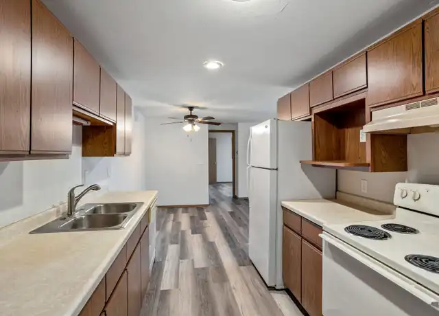 Property at 234 Berger St Unit 2, Green Bay, WI, 54302, 1 bed, 1 bath, [object Object]