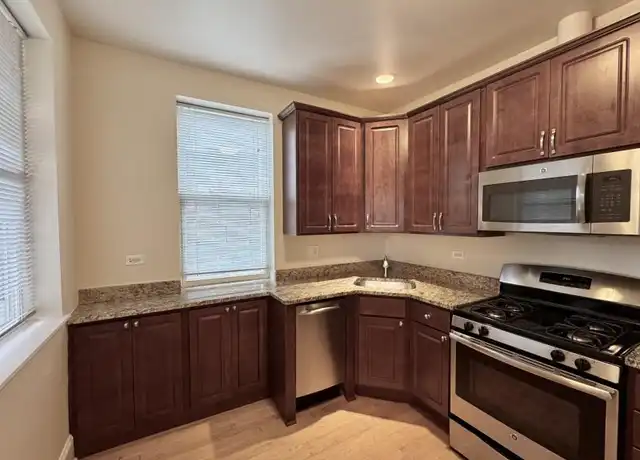 Property at 3432 N Bell Ave, Chicago, IL, 60618, 2 beds, 1 bath, [object Object]