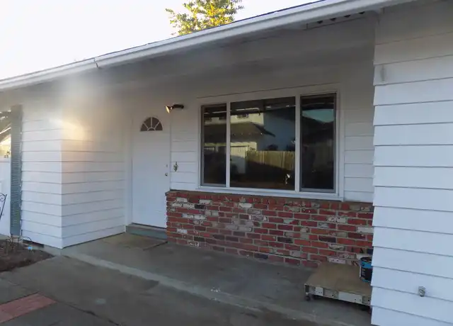 Property at 10915 SW Hall Blvd Unit 1, Portland, OR, 97223, 2 beds, 1 bath, [object Object]