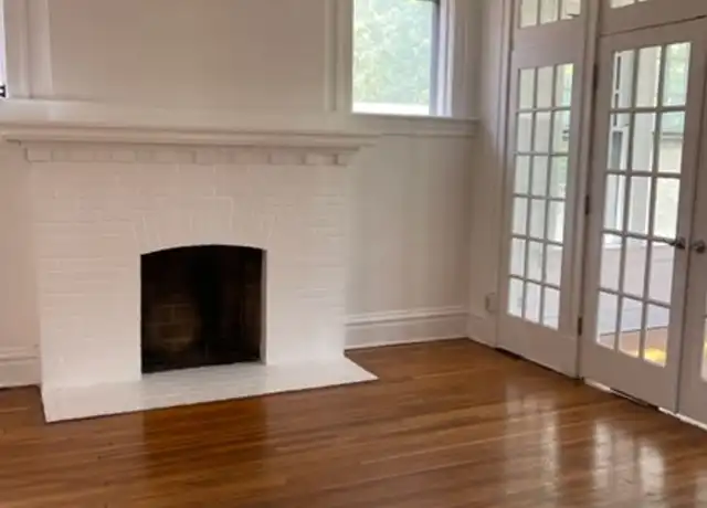 Property at 6025 Pershing Ave Unit 2nd Floor, St. Louis, MO, 63112, 2 beds, 1 bath, [object Object]