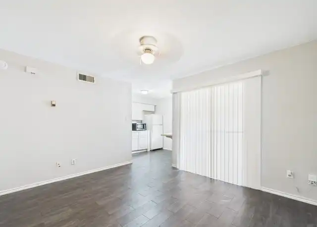 Property at 1840 Burton Dr #141, Austin, TX, 78741, 1 bed, 1 bath, [object Object]