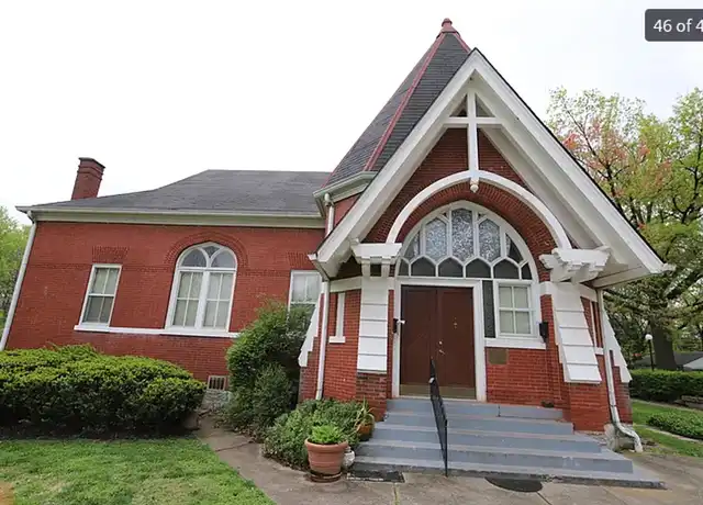Property at 2322 W Chestnut St Unit 3, Louisville, KY, 40211, 3 beds, 2 baths, [object Object]