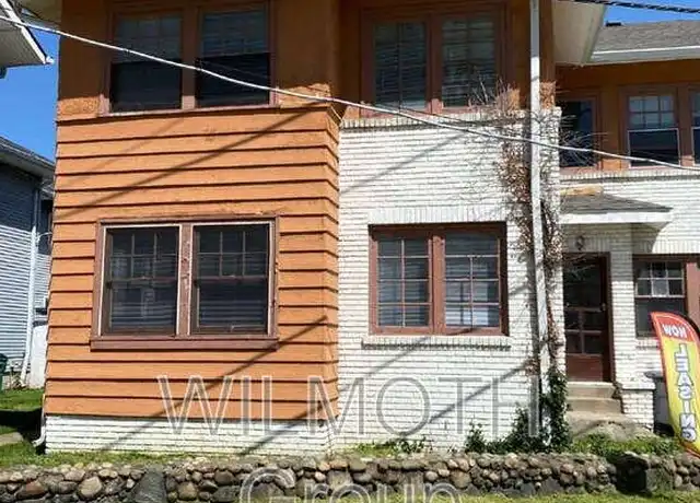 Property at 636 E 37th St Unit 6, Indianapolis, IN, 46205, 1 bed, 1 bath, [object Object]