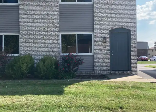 Property at 18 Sarpy Rd Unit D, Belleville, IL, 62221, 2 beds, 1.5 baths, [object Object]