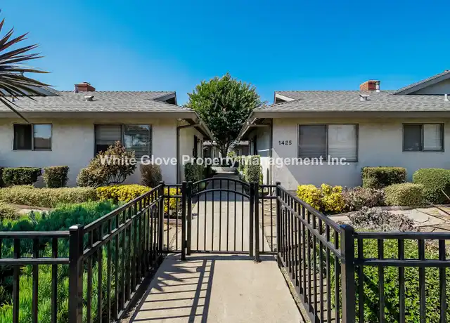 Property at 1425 E Chapman Ave Unit C, Fullerton, CA, 92831, 2 beds, 1 bath, [object Object]