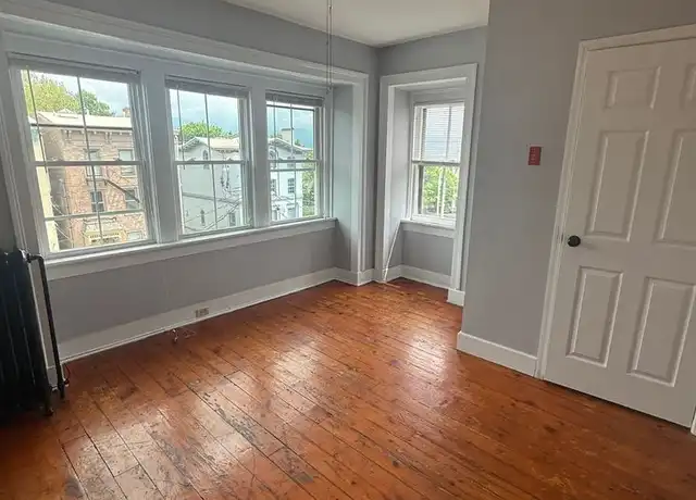 Property at 201 Grand St Unit 5, Newburgh, NY, 12550, 1 bed, 1 bath, [object Object]